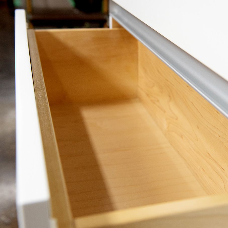 Integrated cabinet handles